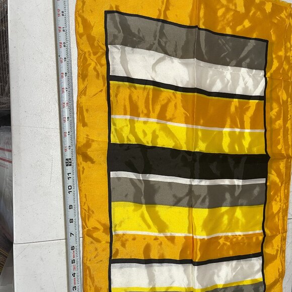 VINTAGE MADE IN ITALY YELLOW JAQUES PIAGET SCARF 100% POLYESTER 50" X 17.5" - Picture 2 of 3